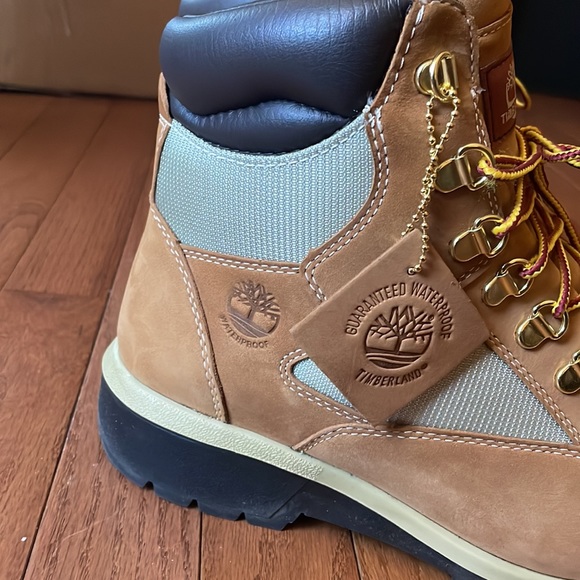 Timberland Boot (8.5) - Picture 4 of 6
